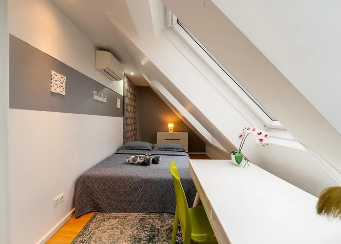 For 6 With Terrace & Air Conditioning Near Metro U3 * Wien